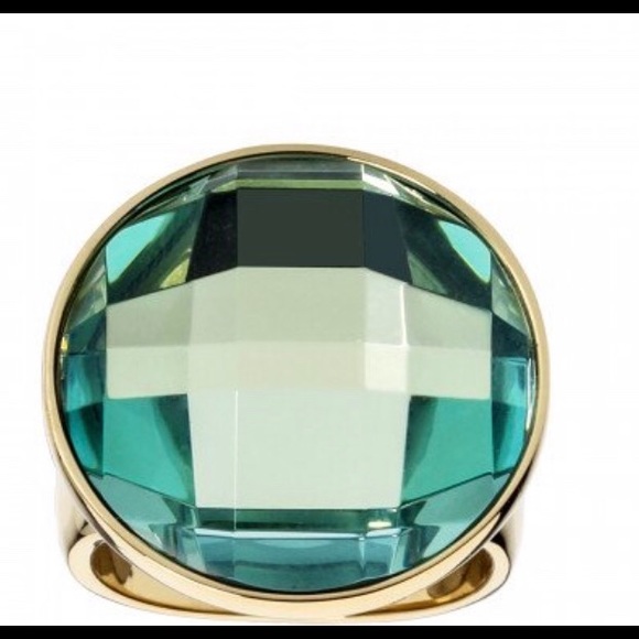 CK Ring SIze 6 - Picture 5 of 12